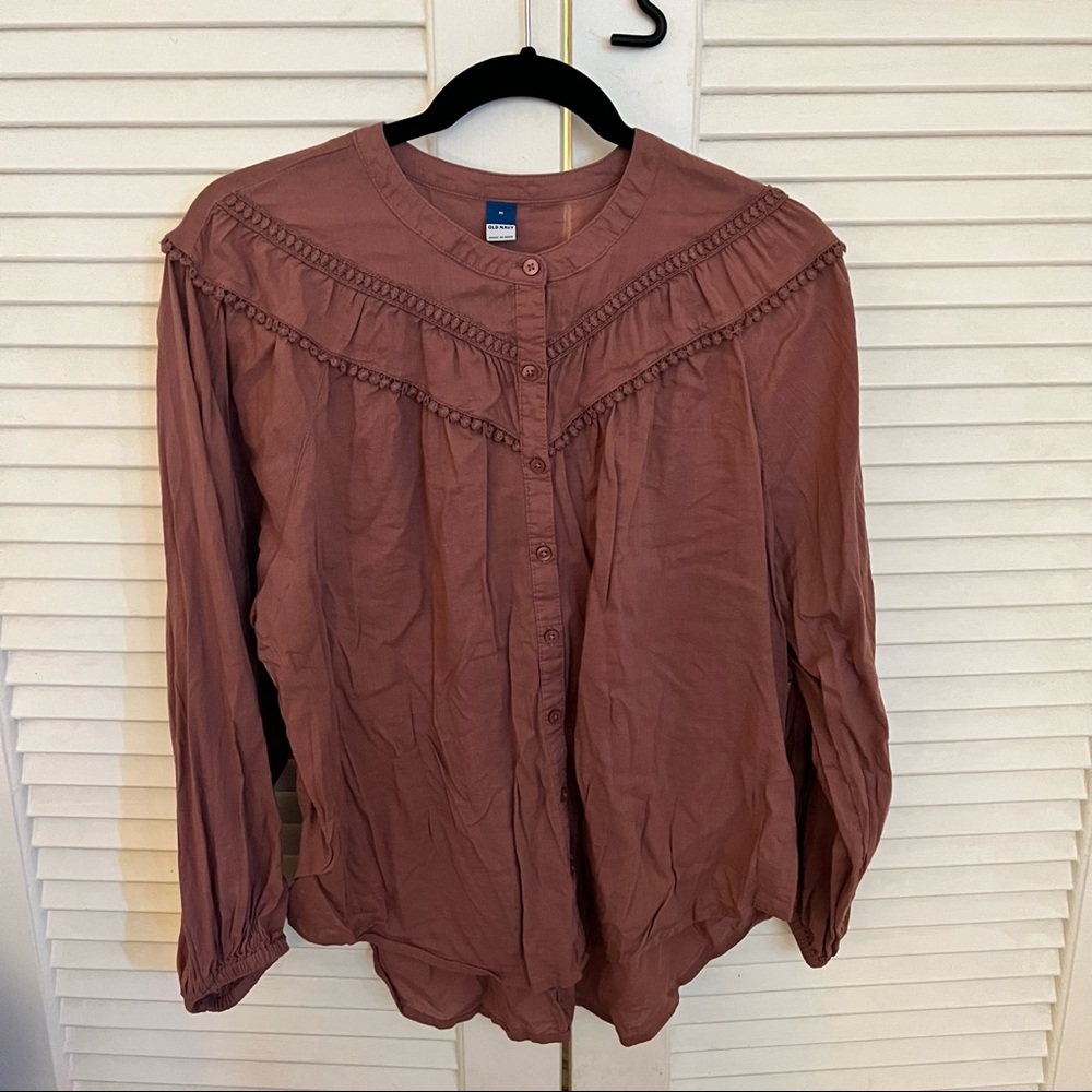 Dusty rose Old Navy blouse size M